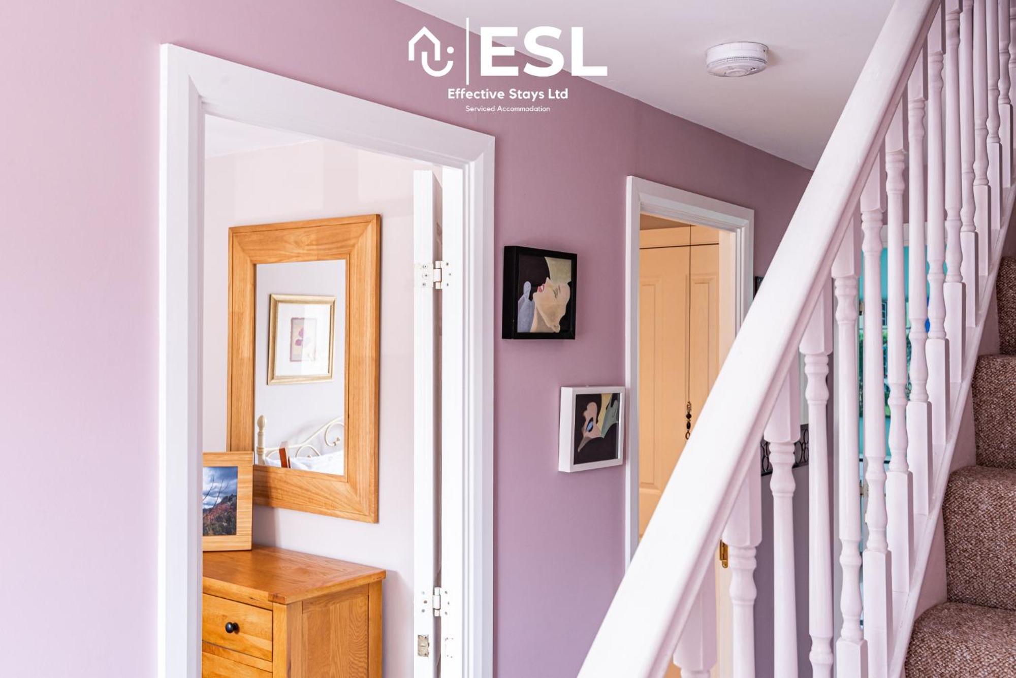 4 Bedroom Townhouse 10Mins Walk From Shrewsbury Town Centre With Parking 외부 사진