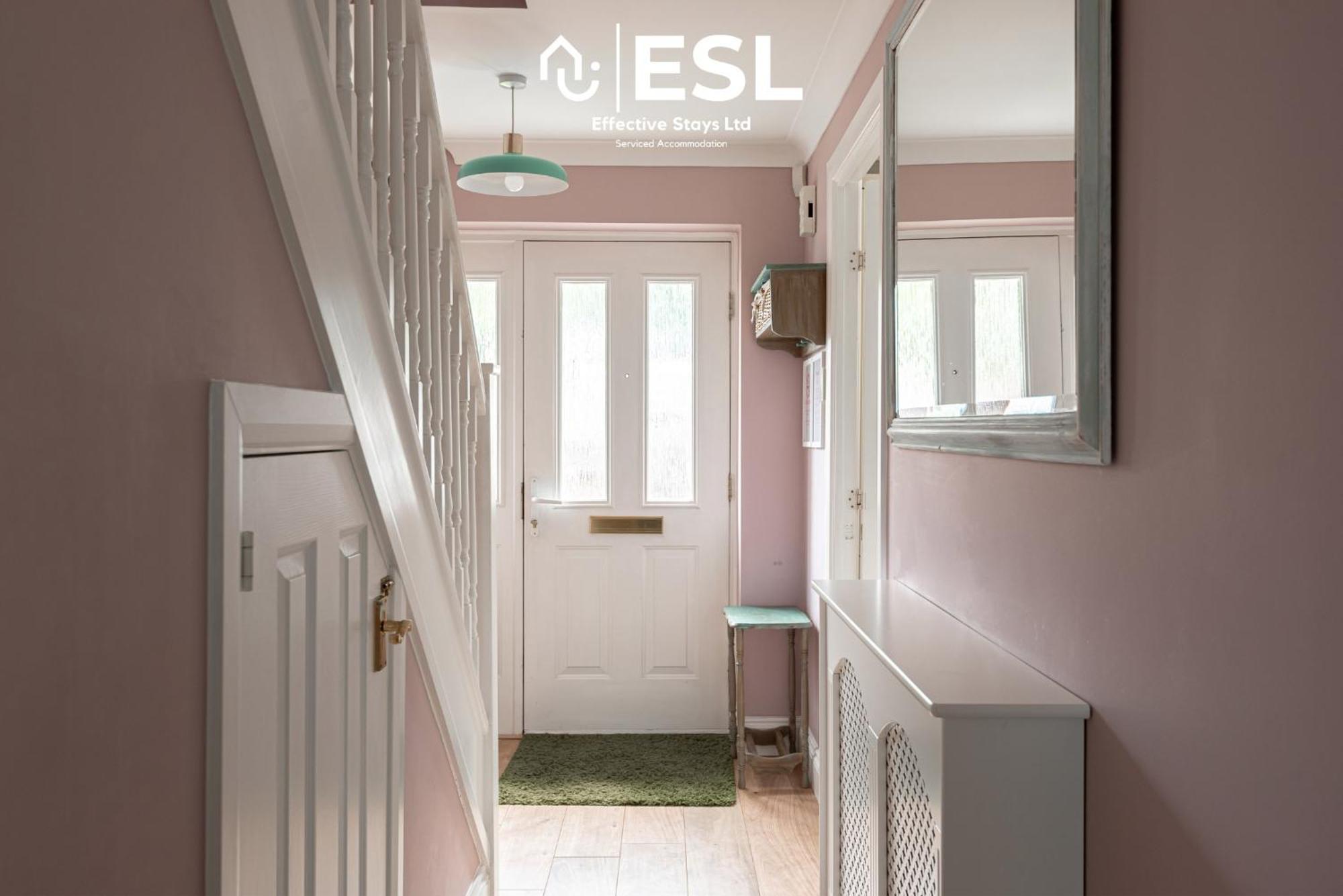 4 Bedroom Townhouse 10Mins Walk From Shrewsbury Town Centre With Parking 외부 사진