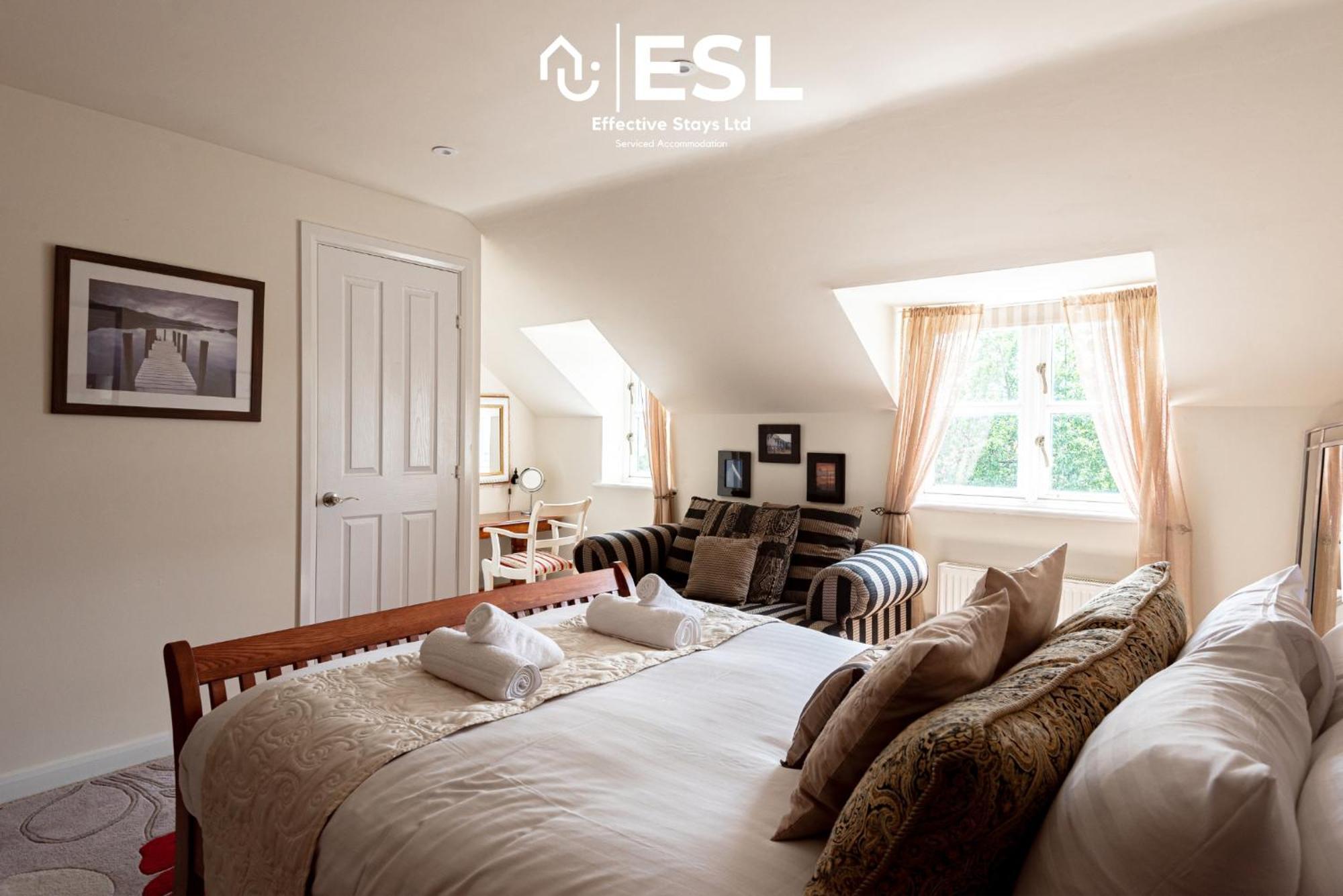4 Bedroom Townhouse 10Mins Walk From Shrewsbury Town Centre With Parking 외부 사진