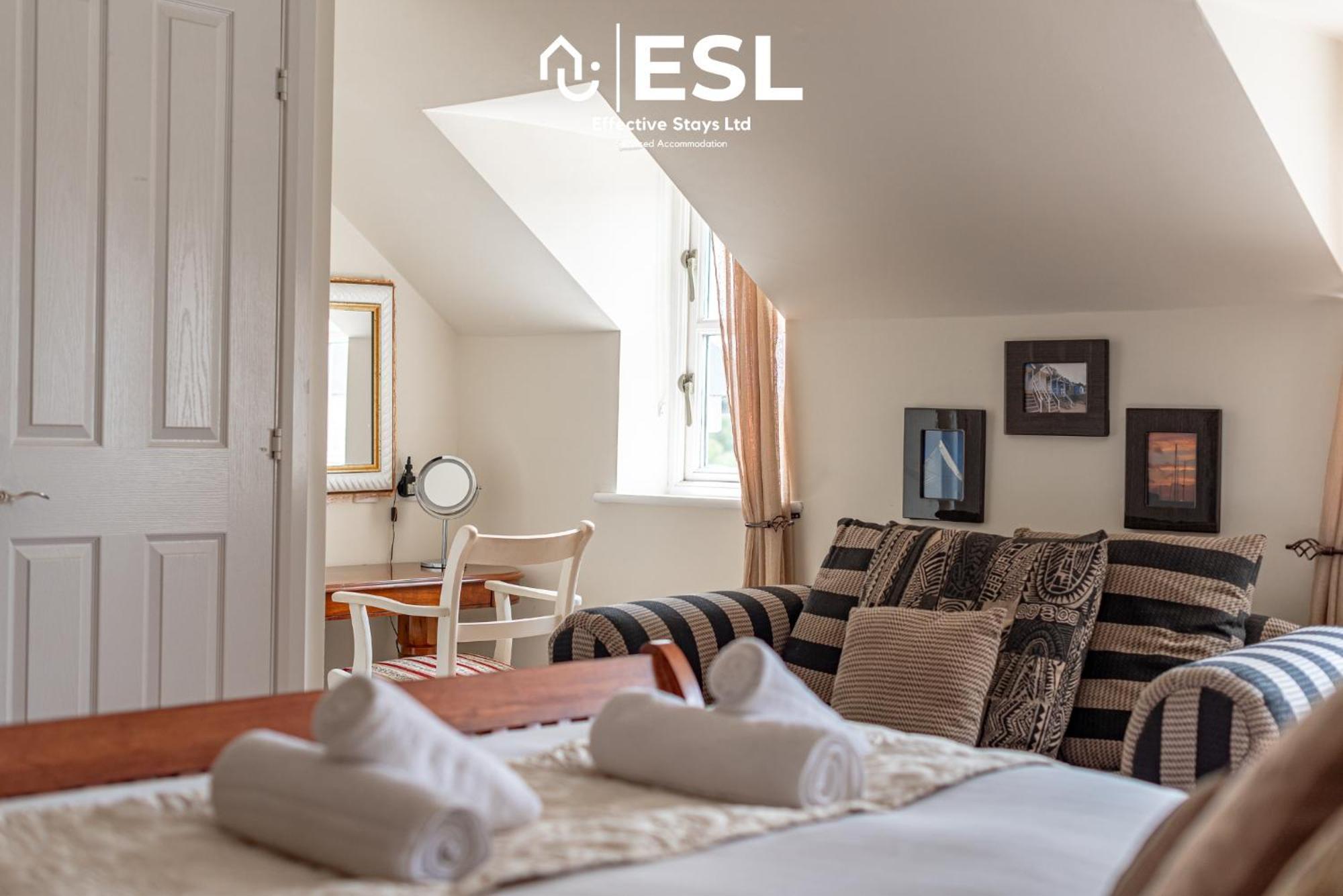4 Bedroom Townhouse 10Mins Walk From Shrewsbury Town Centre With Parking 외부 사진