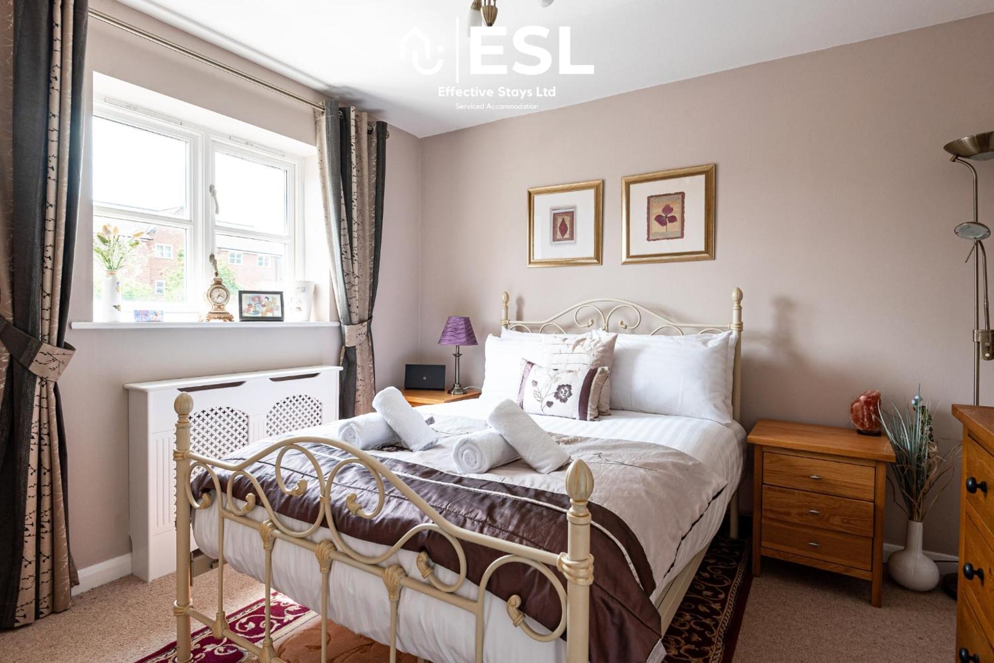 4 Bedroom Townhouse 10Mins Walk From Shrewsbury Town Centre With Parking 외부 사진