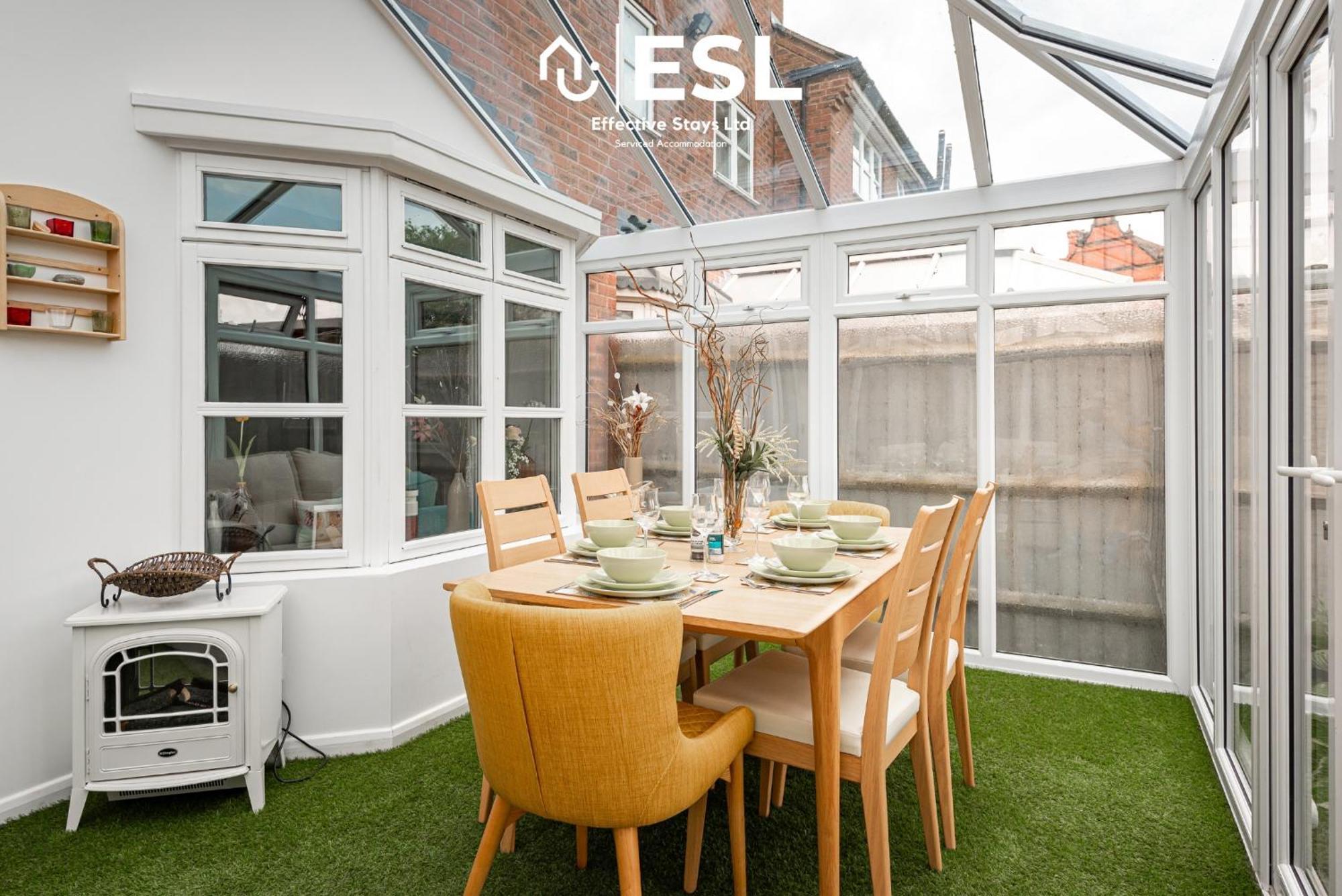 4 Bedroom Townhouse 10Mins Walk From Shrewsbury Town Centre With Parking 외부 사진